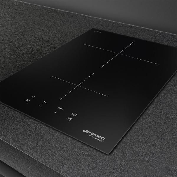Индукционная варочная панель Smeg SI2321D