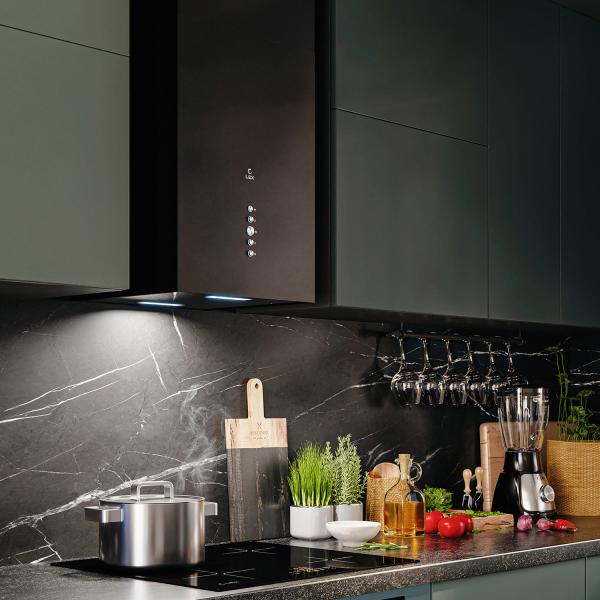 Вытяжка кухонная декоративная LEX ALTO 400 BLACK